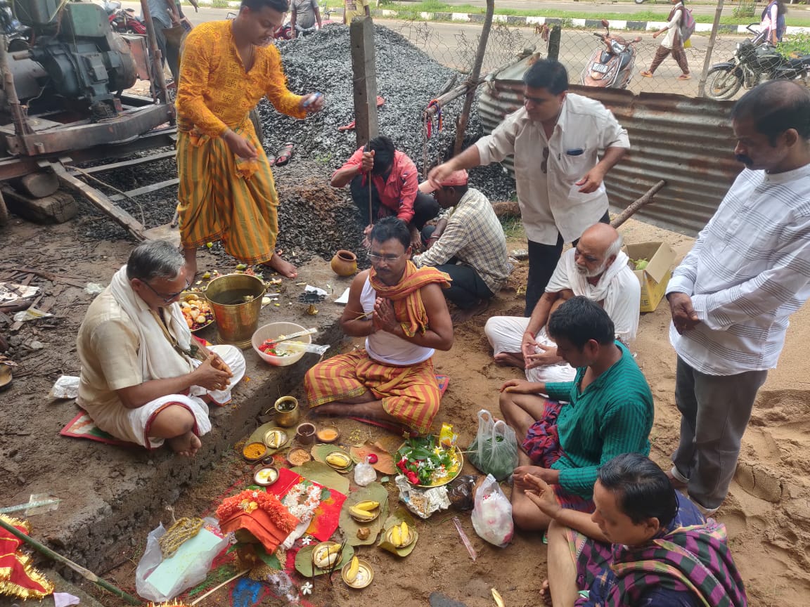 ମରାଠିଗୁଡା ଗଜଲକ୍ଷ୍ମୀ ପୂଜା ନିମନ୍ତେ ଶୂଭଖୁଣ୍ଟି ସ୍ଥାପନ…!