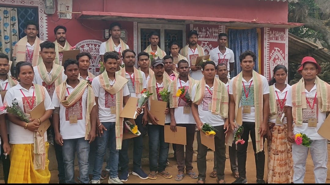 ଇଡିତାଲ୍ ଚିତ୍ର କଳା ଶିବିର ଉଦଯାପିତ। ; ଇଡିତାଲ ଚିତ୍ର ଶିଳ୍ପି ଙ୍କୁ ସମ୍ବଦ୍ଧୀତ କଲେ ବାଲୁକା ଶିଳ୍ପି ସୁଦର୍ଶନ ପଟ୍ଟନାୟକ….!