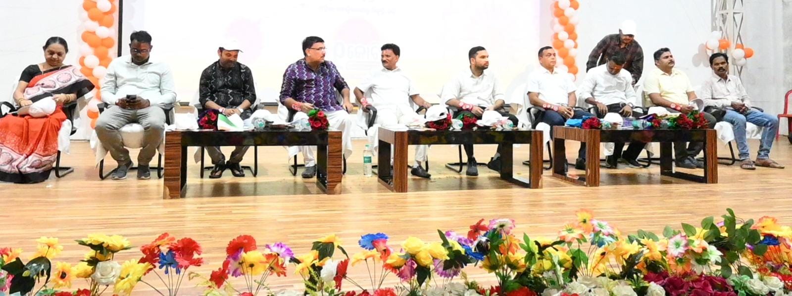 ରାକ୍ଷୀ ପୁର୍ଣିମା ଅବସରରେ ସୁଭଦ୍ରା ଯୋଜନାର ତୃତୀୟ କିସ୍ତି ବଣ୍ଟନ ; “ଜିଲ୍ଲାରୁ ଉପକୃତ ହେବେ ୩୭୫୫୫୬ ମହିଳା”…!