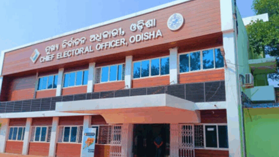 ୨୪ ବର୍ଷ ପରେ ଓଡ଼ିଶାରେ ହେବ ଭୋଟର ତାଲିକାର ସ୍ପେଶାଲ୍‌ ଇଣ୍ଟେନସିଭ୍‌ ରିଭିଜନ୍‌ (SIR) ….!