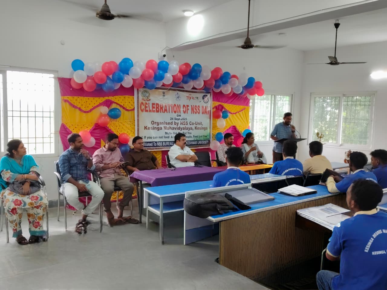 କେସିଙ୍ଗା ମହାବିଦ୍ୟାଳୟ ପରିସରରେ ଏକ ବୌଧୂକ ଚର୍ଚ୍ଚା କାର୍ଯ୍ୟକ୍ରମ ଅନୁଷ୍ଠିତ…!