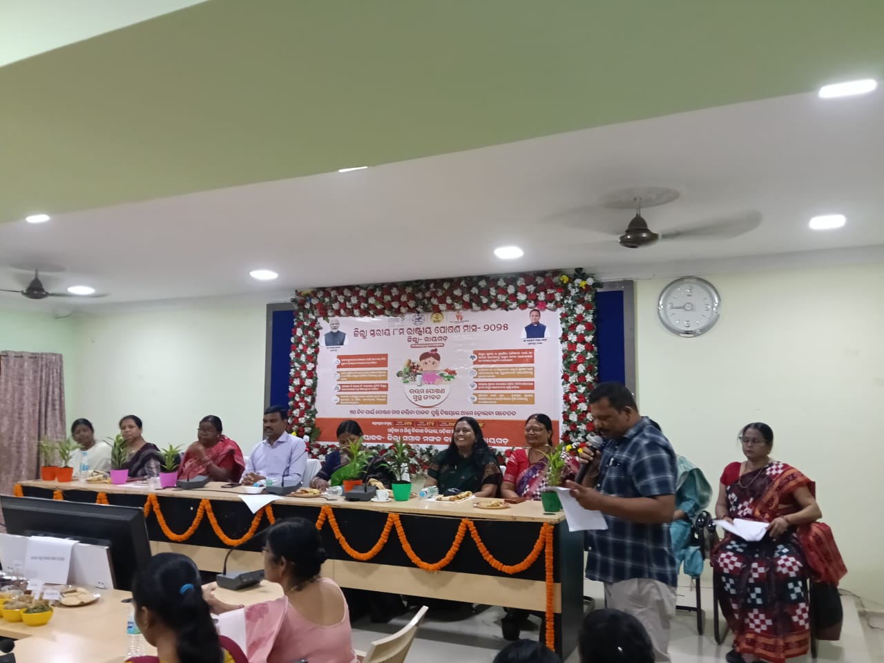 ସ୍ୱତନ୍ତ୍ର ସଘନ ସଂଶୋଧନ ସଂପର୍କିତ ଆଭାସୀ ବୈଠକ;ବିଭ୍ରାନ୍ତକାରୀ ସୂଚନାର ତ୍ୱରିତ ମୁକାବିଲା ଉପରେ ମୁଖ୍ୟ ନିର୍ବାଚନ ଅଧିକାରୀଙ୍କ ଗୁରୁତ୍ୱାରୋପ….!